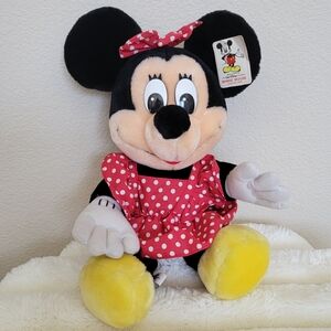 VINTAGE NWT  12" Disneyland MINNIE MOUSE Plushie w/ Red Polka Dot Bow & Dress